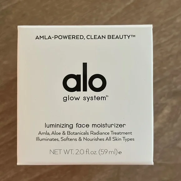 ALO Yoga | Bath & Body | Alo Glow System Luminizing Face Moisturizer |  Poshmark